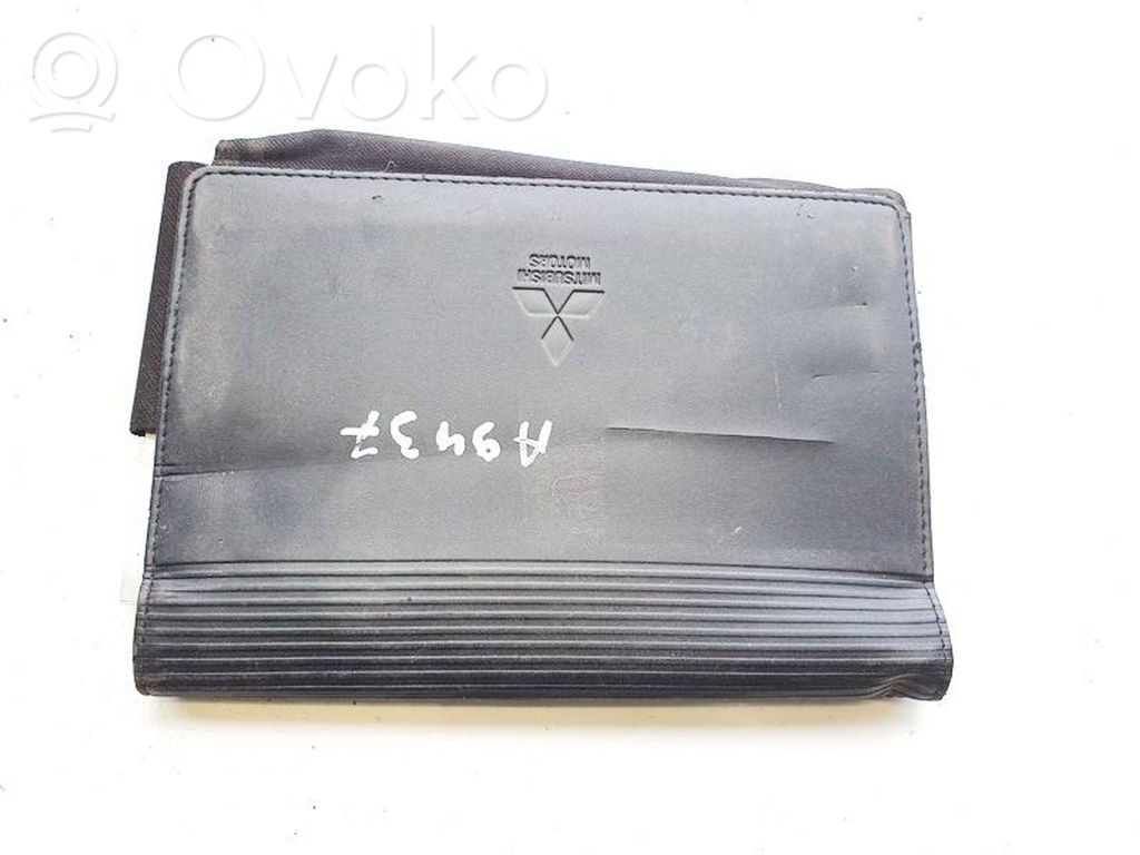 Mitsubishi Lancer Carte/manual proprietar cu istoric service