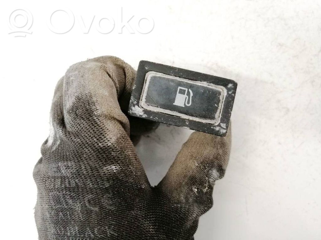 Przycisk otwierania wlewu paliwa   156795,5660E65,156795,5660E65