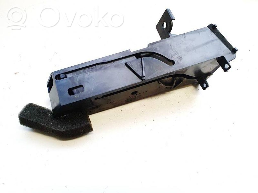 Ford Mondeo Mk III Suport pahare