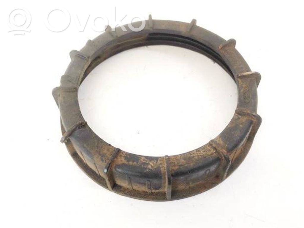 Volvo V50 Inel/piuliță fixare pompă combustibil înecată 