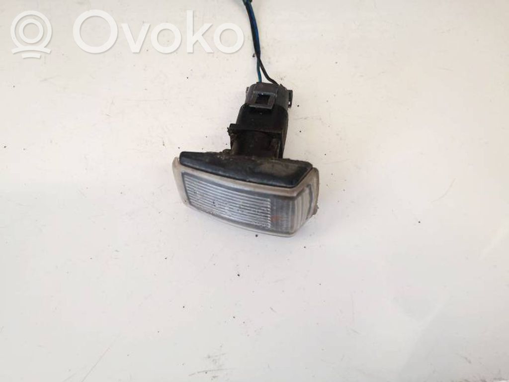 Volvo S70  V70  V70 XC Indicatore di direzione del parafango anteriore 