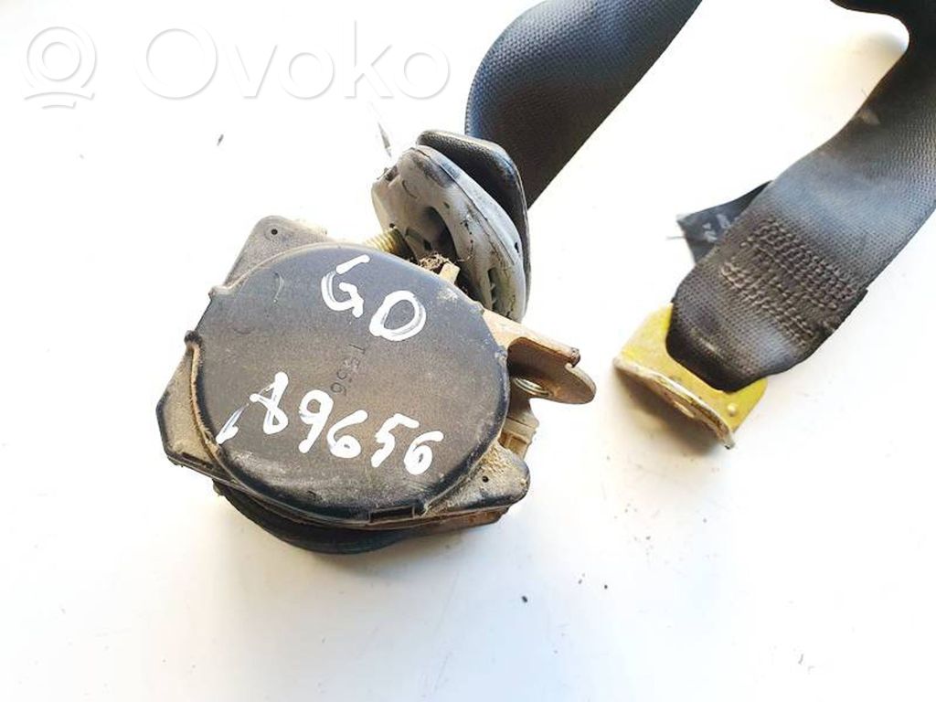 Opel Astra F Cinturón trasero 