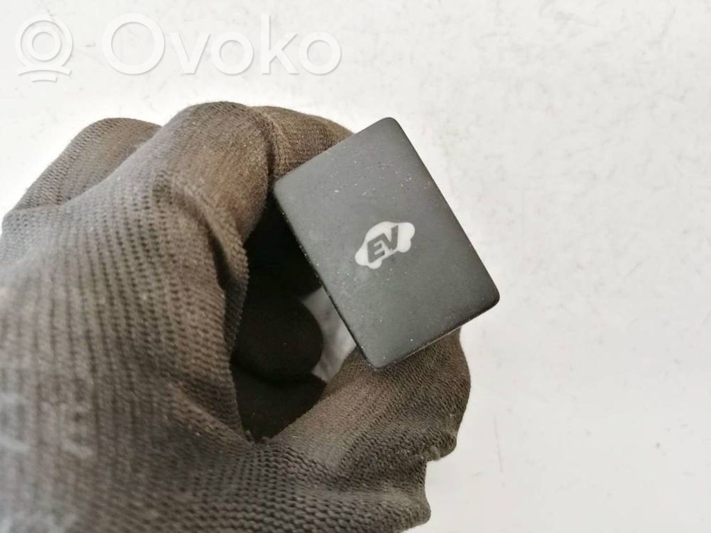 Toyota Prius (XW20) Altri interruttori/pulsanti/cambi 