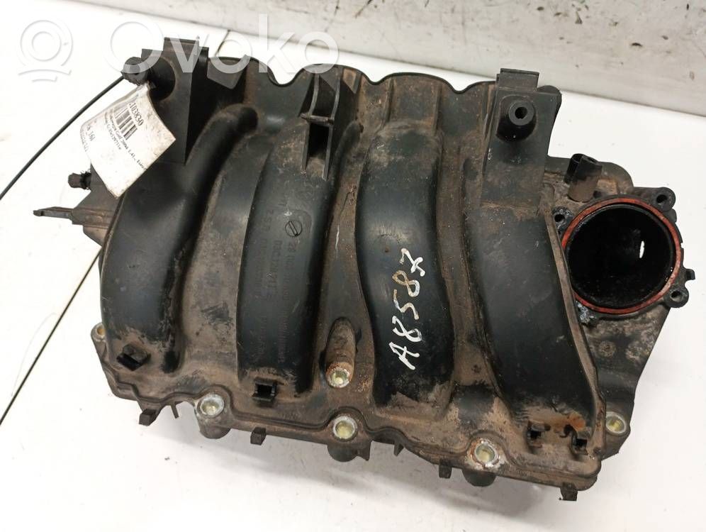 Volkswagen Golf V Kolektor ssący 