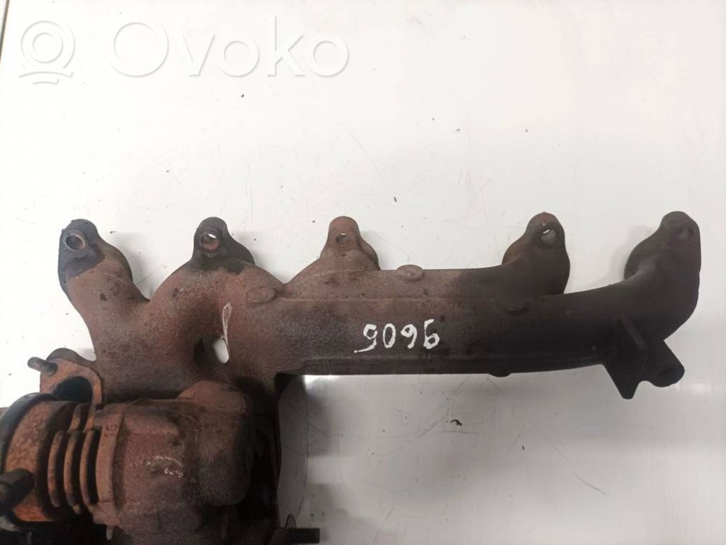 Volvo S70  V70  V70 XC Kolektor wydechowy 