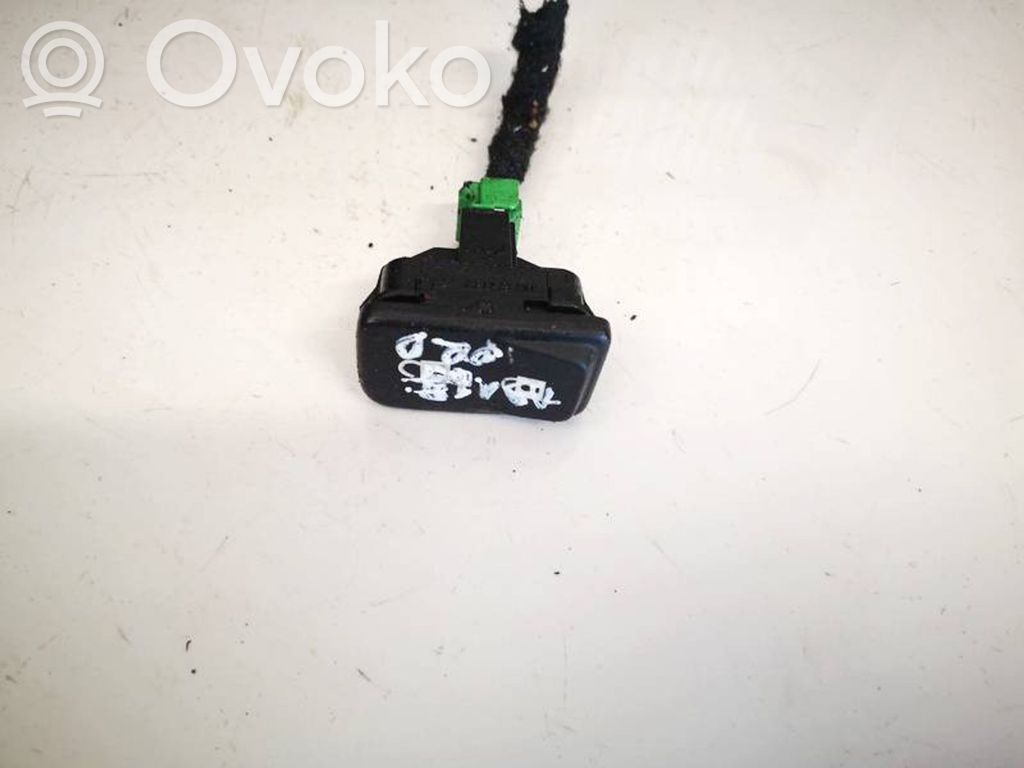 Volvo V50 Interruttore a pulsante della chiusura centralizzata 