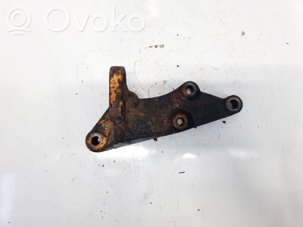 Toyota Yaris Verso Supporto di montaggio del motore (usato)