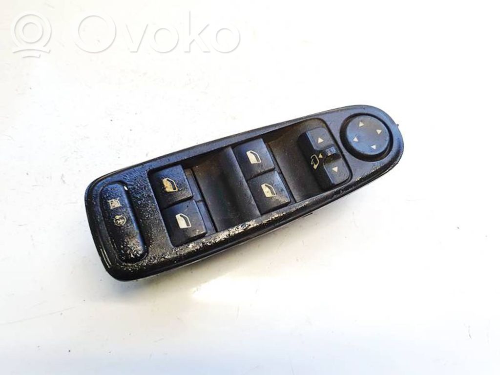 Comutator comandă geamuri electrice   96639383ZD,96639383ZD