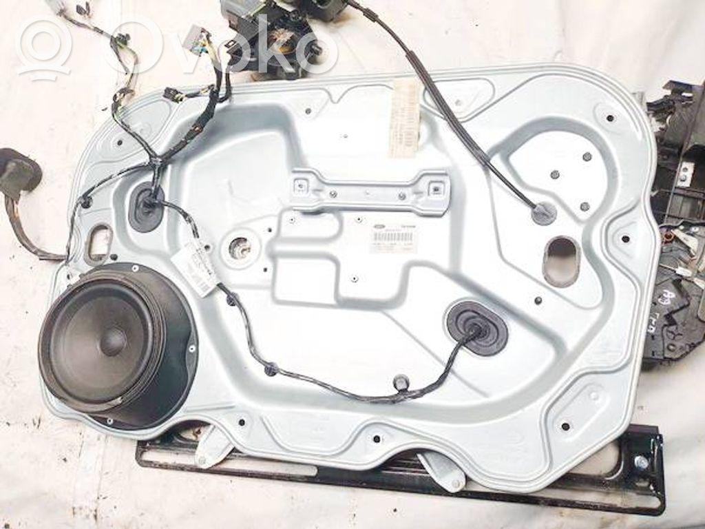 Ford Focus Macara ușă glisantă cu motor 
