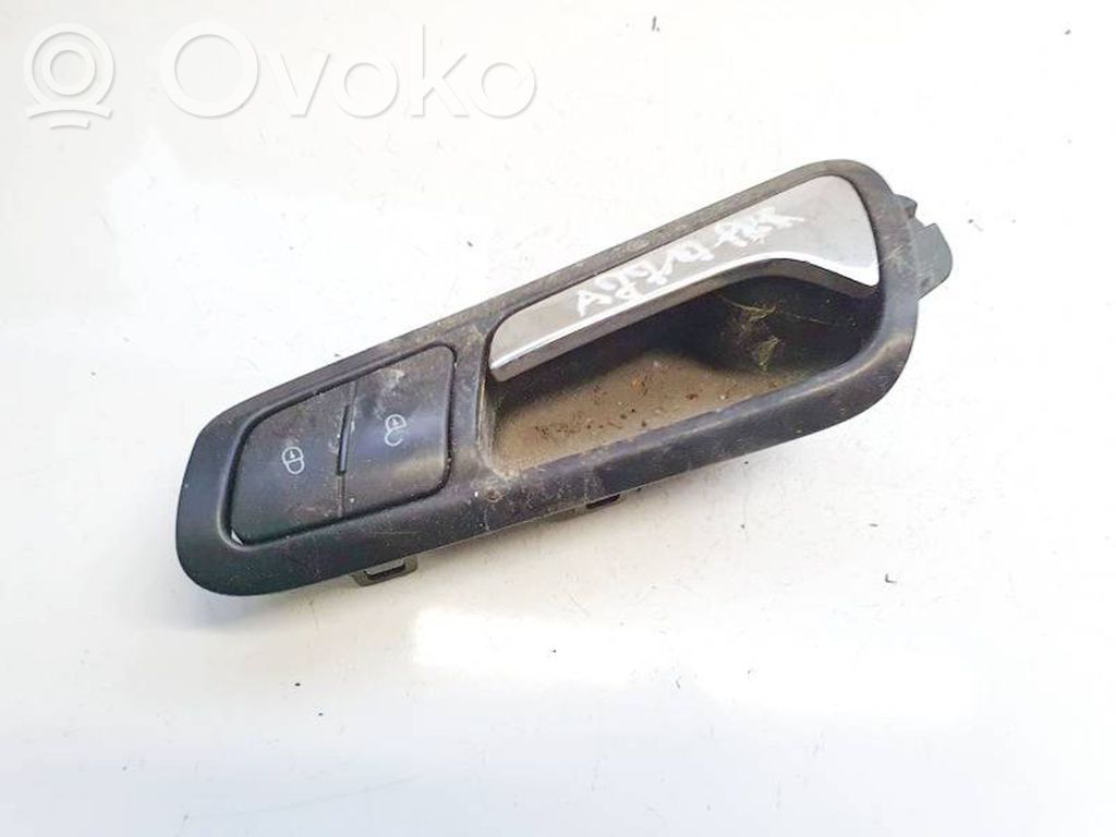 Volkswagen PASSAT B6 Manecilla interna puerta delantera 