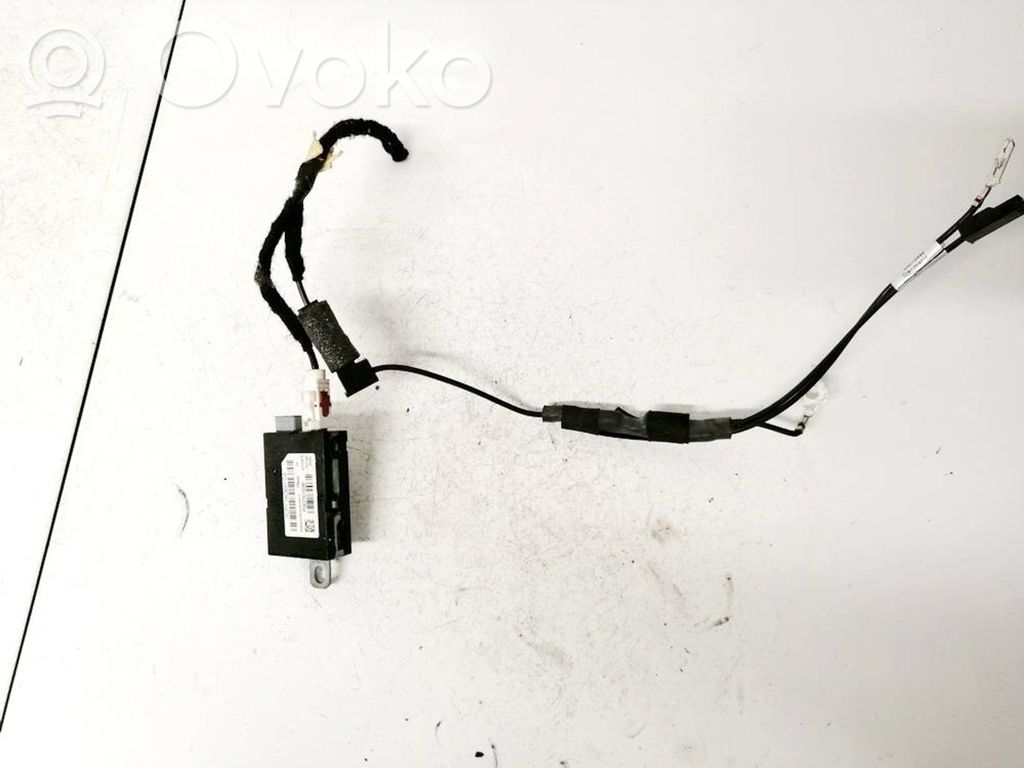 Antennin ohjainlaite   7CP118C847CA,7CP118C847CA,7CP118C847CA,7CP118C847CA