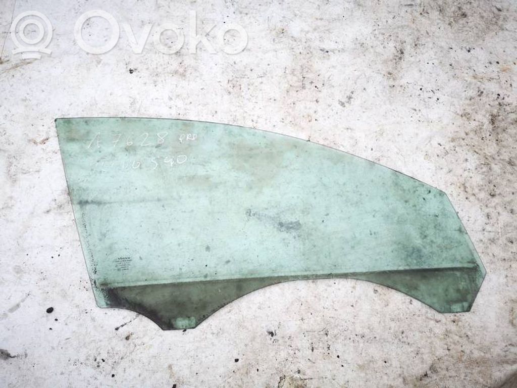 Volvo S40 Vetro del finestrino della portiera anteriore - quattro porte
