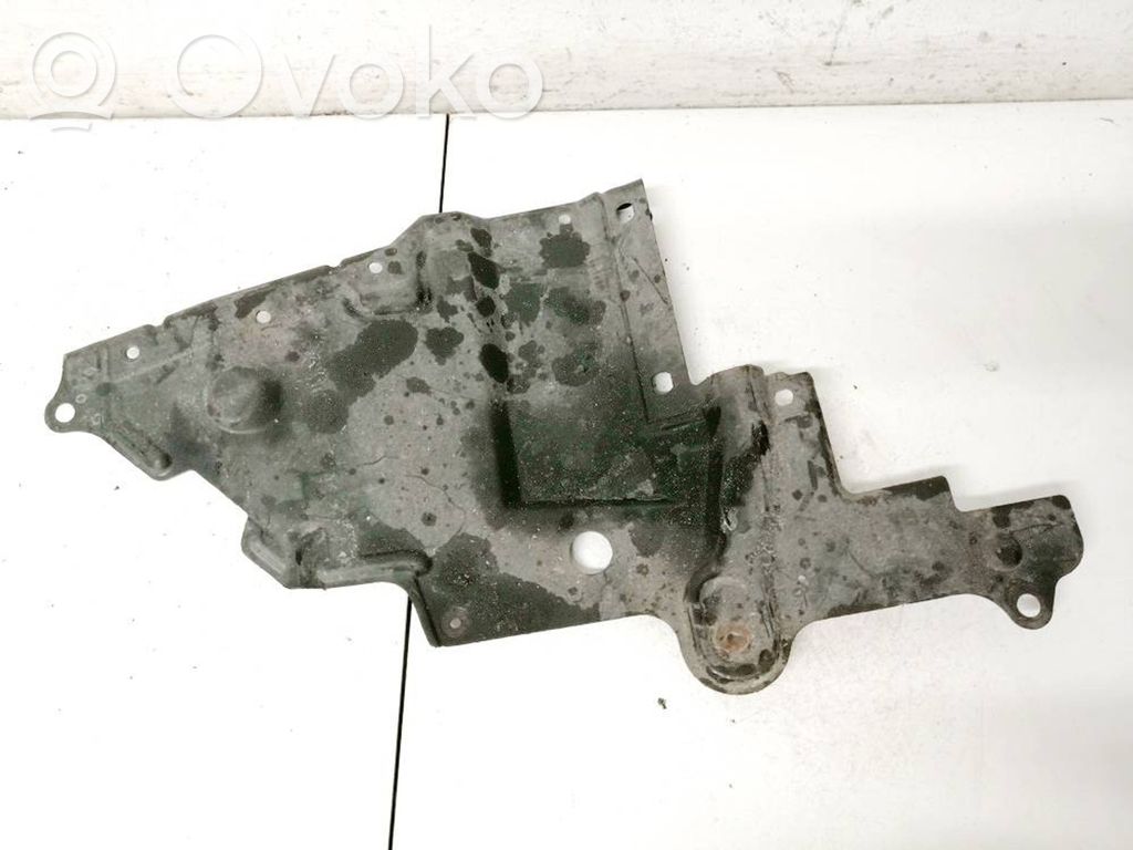 Nissan Primera Placa protectora/protector antisalpicaduras motor 