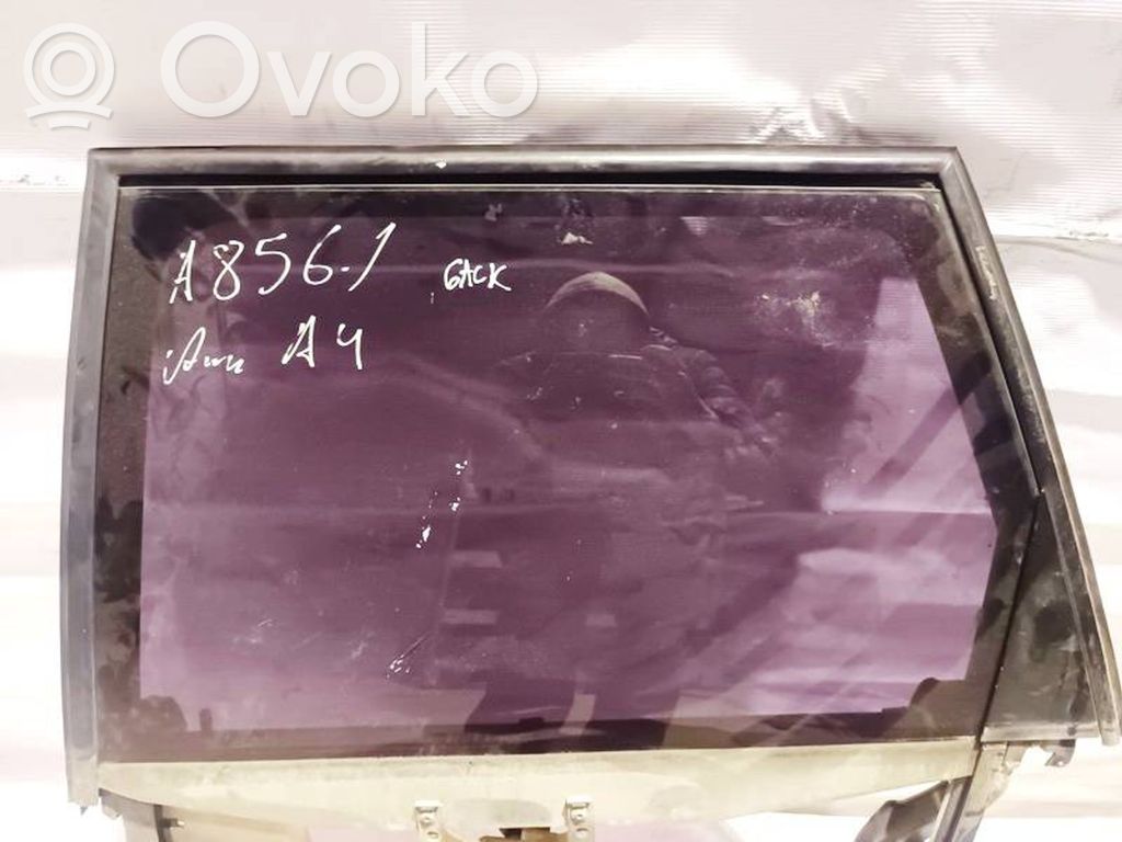 Audi A4 S4 B5 8D Vitre de fenêtre porte arrière