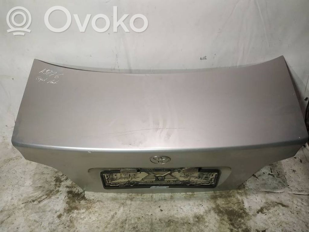 Toyota Avensis T220 Takaluukun/tavaratilan kansi 