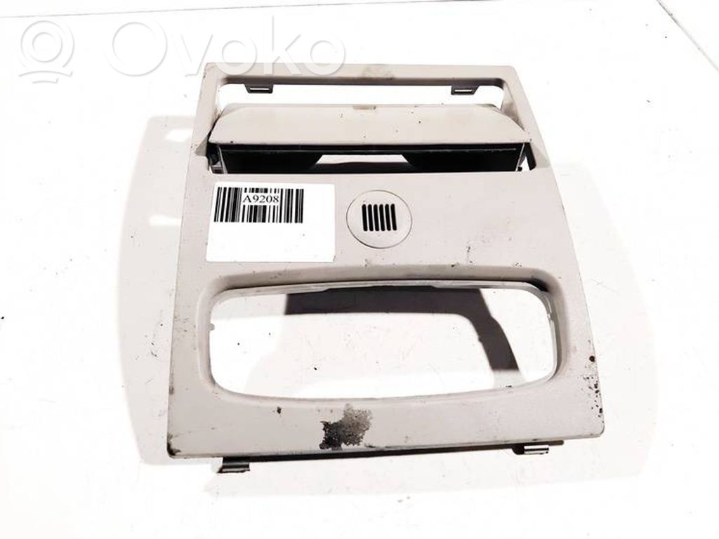 Ford Mondeo Mk III Altra parte interiore 