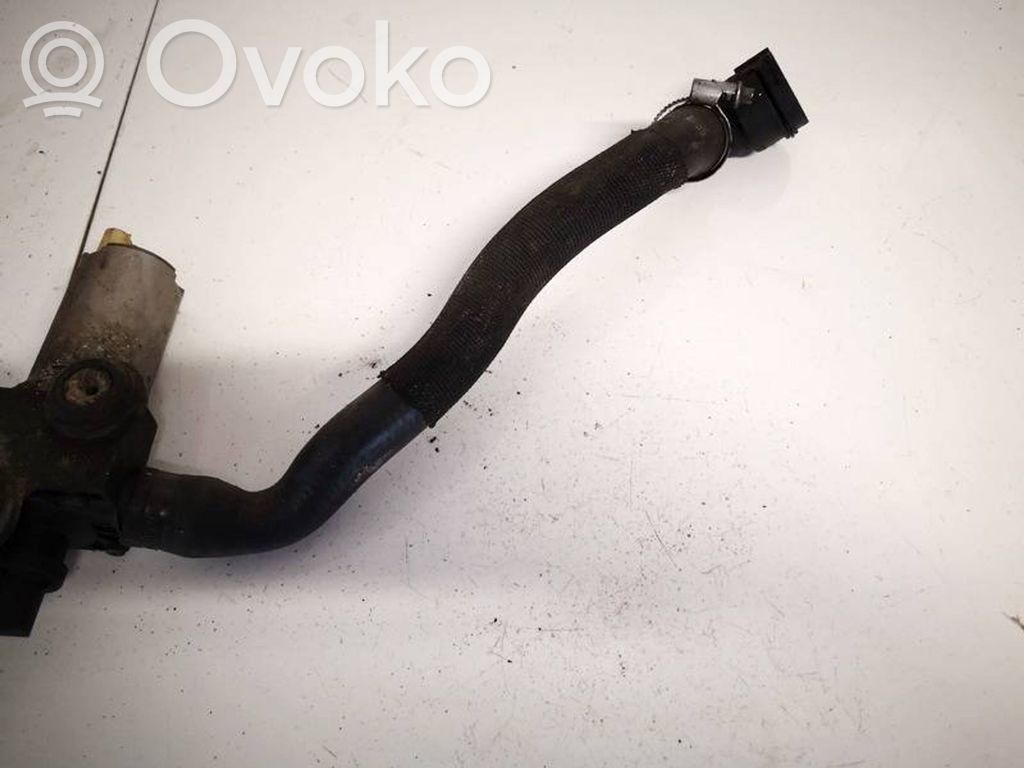 BMW 1 E81 E87 Tubo flessibile del liquido di raffreddamento del motore 