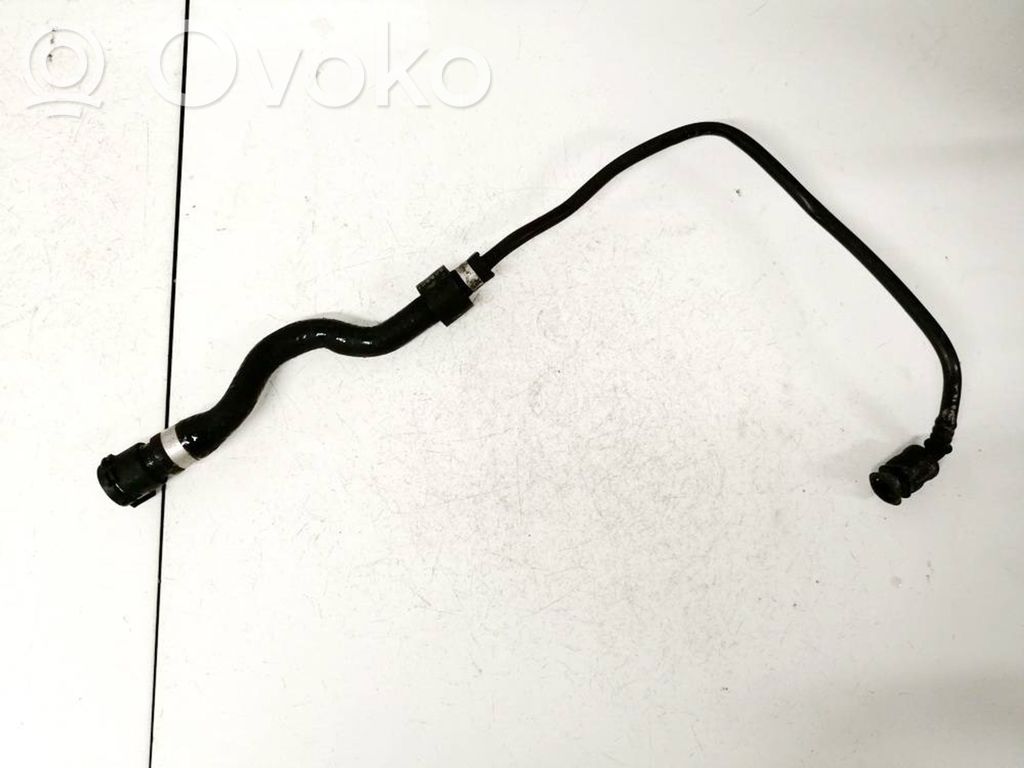 BMW 7 F01 F02 F03 F04 Tubo flessibile del liquido di raffreddamento del motore
