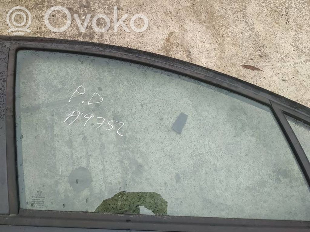 Peugeot 207 Vetro del finestrino della portiera anteriore - quattro porte