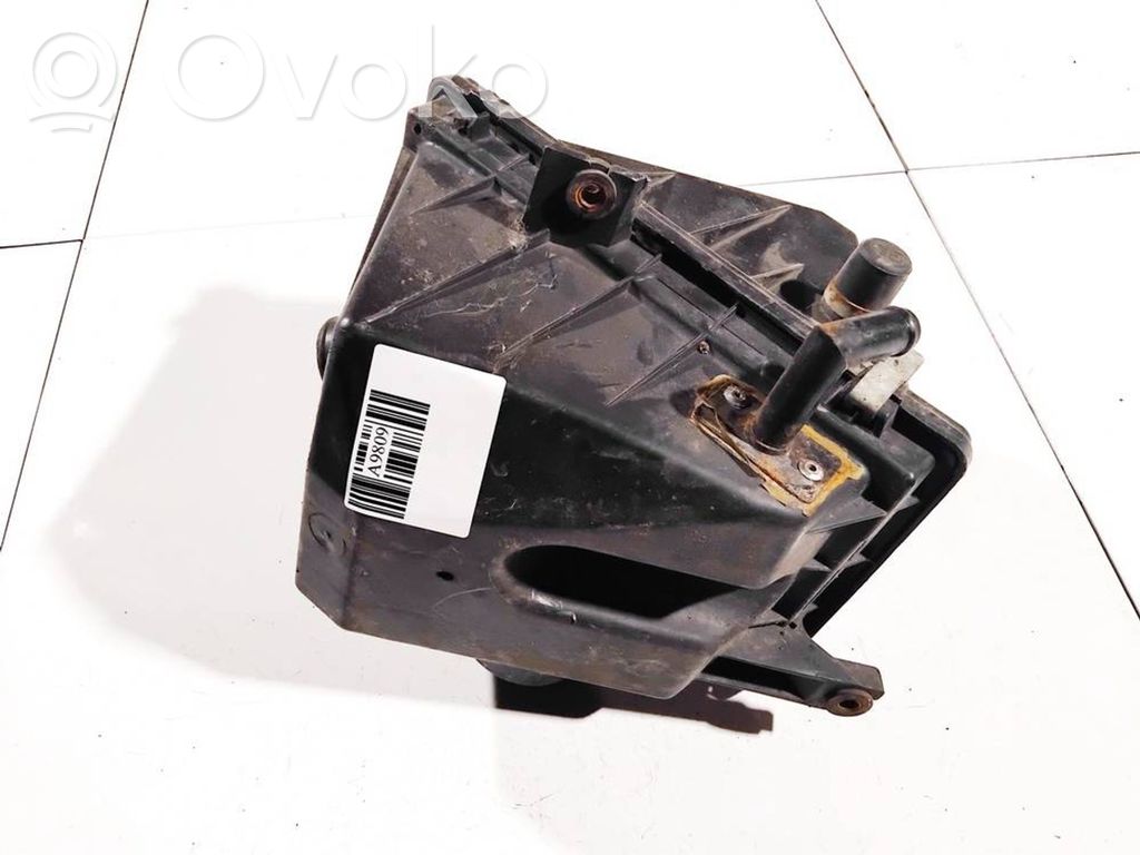 Air filter box   7F000,7F000