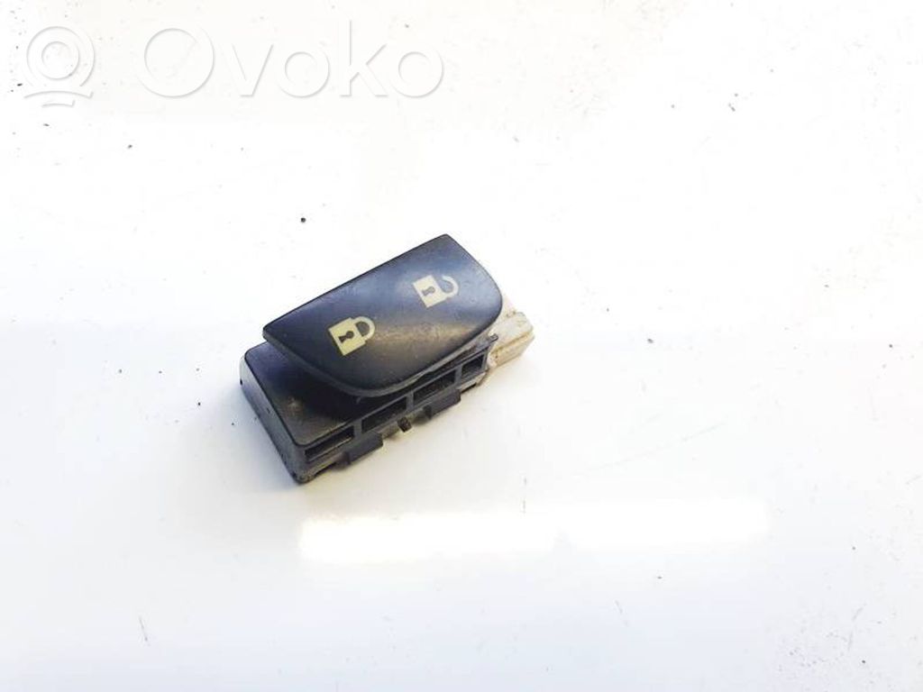 Botón interruptor de bloqueo de puertas   12786136,12786136