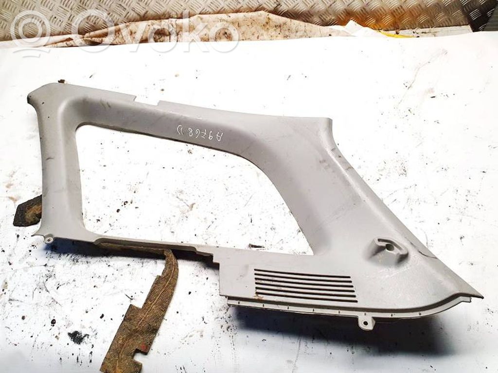 Toyota Avensis T220 Altra parte interiore 