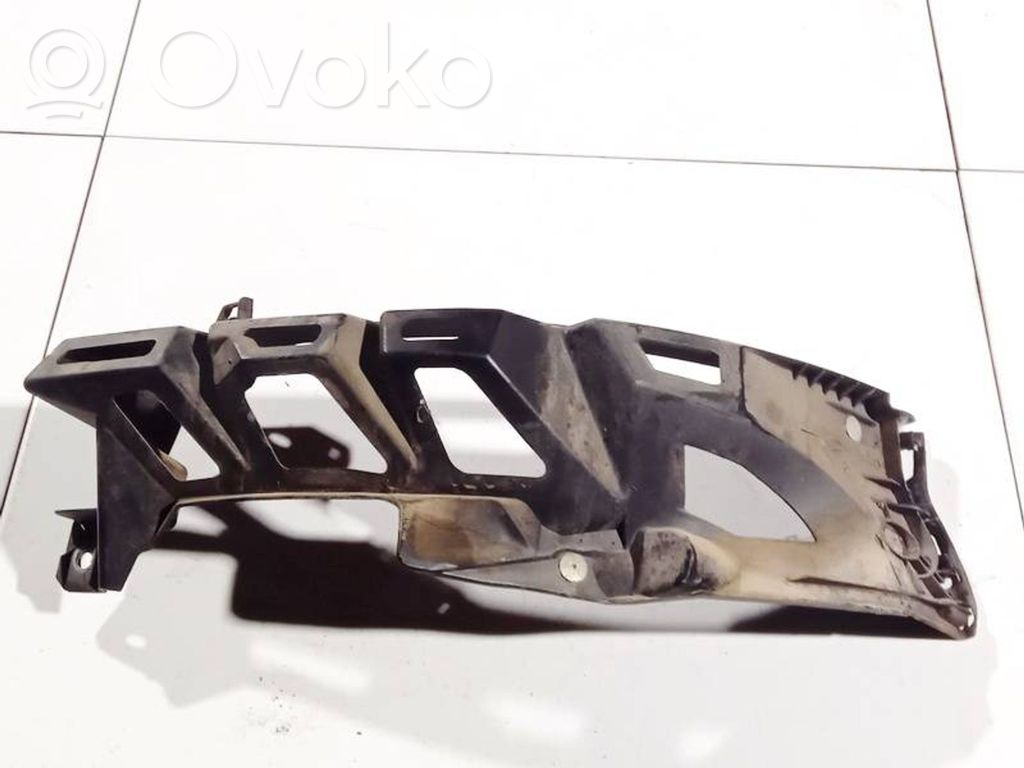 Renault Megane II Staffa di rinforzo montaggio del paraurti posteriore