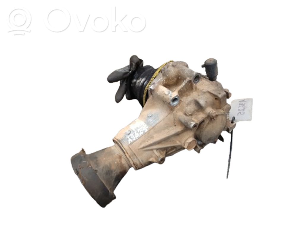 Gearbox transfer box case