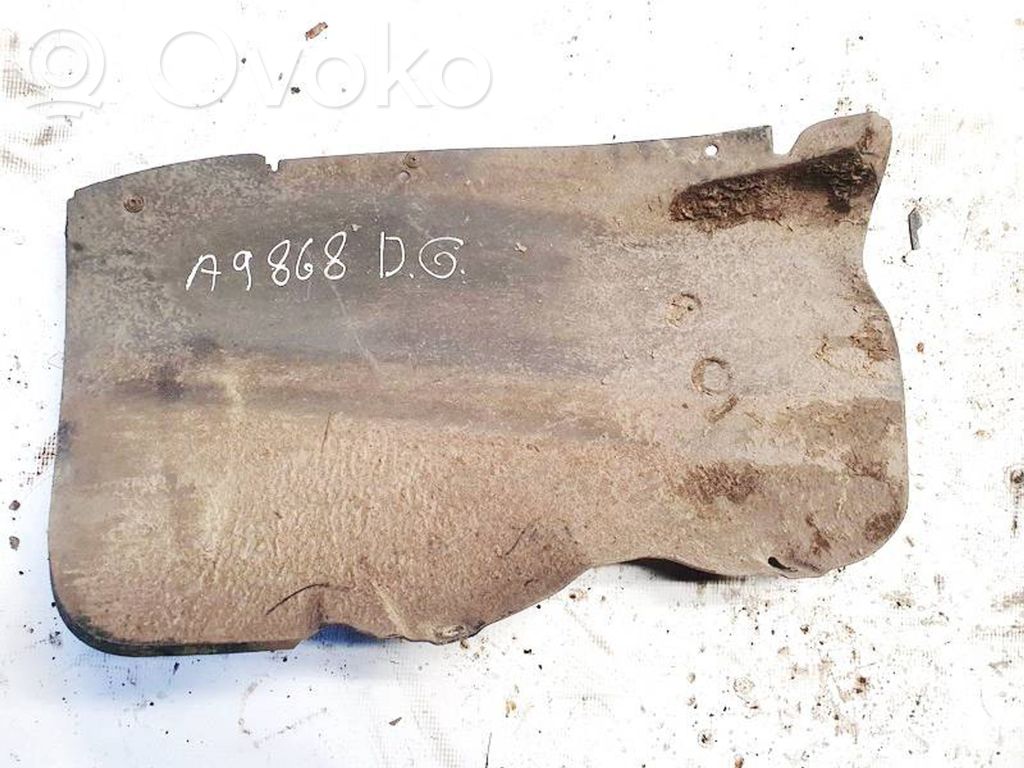 Opel Vectra C Rivestimento paraspruzzi parafango posteriore