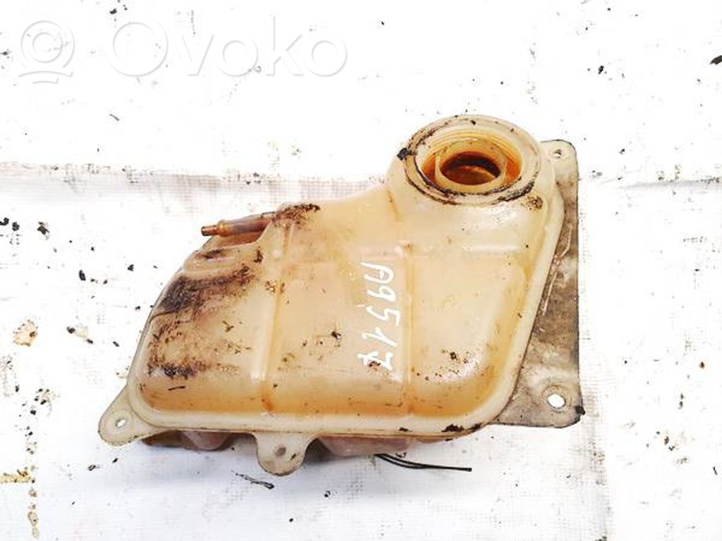 Audi A4 S4 B5 8D Vase d'expansion / réservoir de liquide de refroidissement