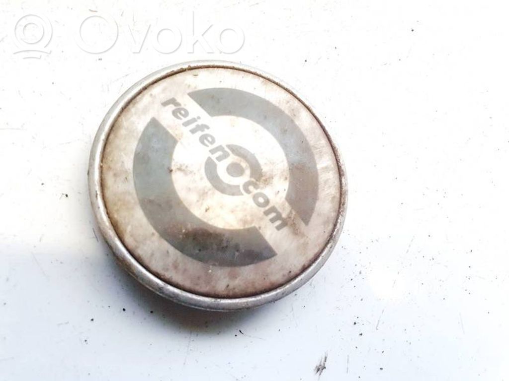 Volkswagen Golf V Alkuperäinen pölykapseli 