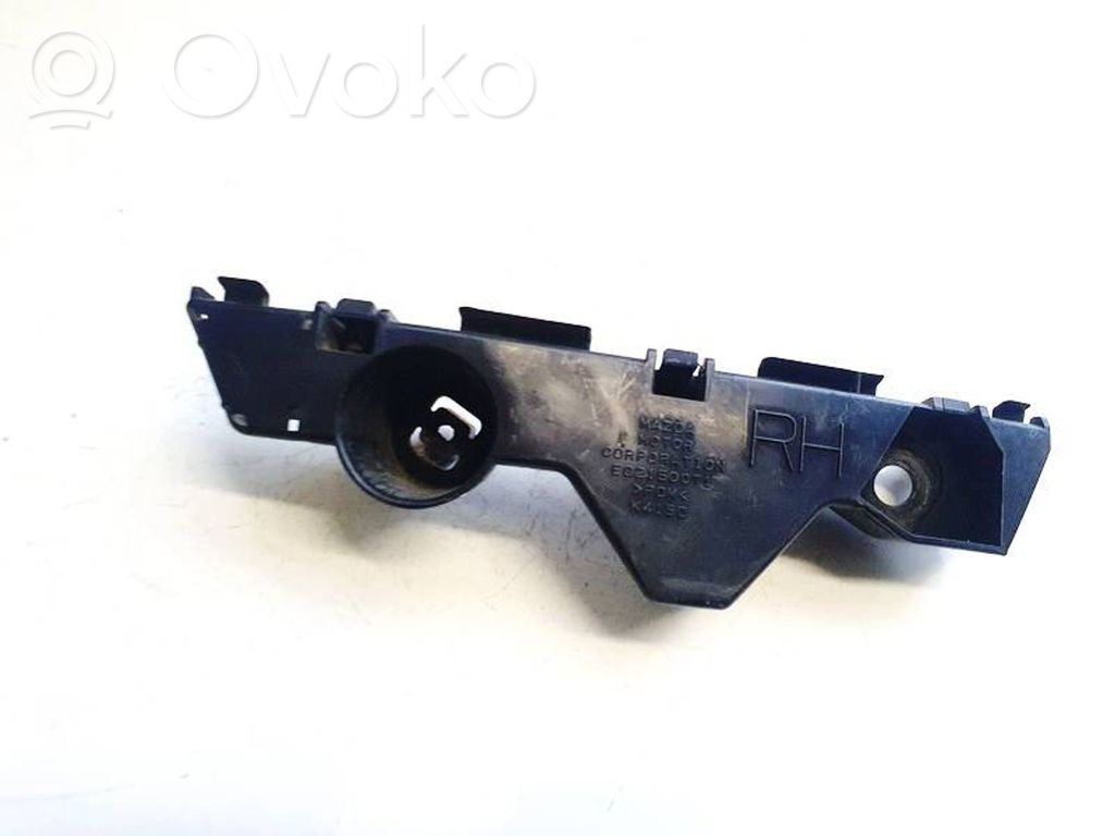 Mazda CX-7 Soporte del parachoques delantero 