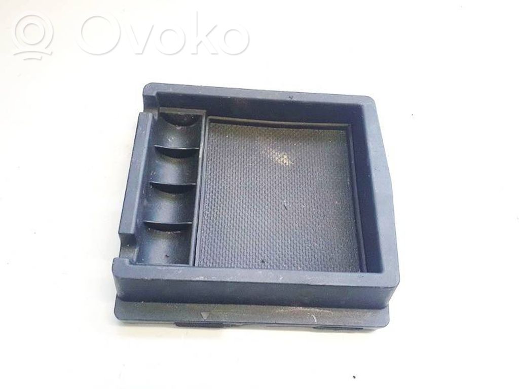 Guantera   S22005770,S22005770