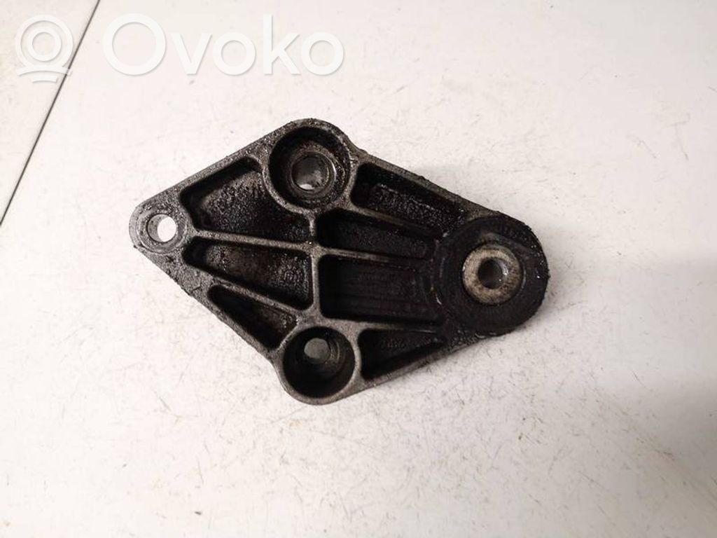 Engine mounting bracket   326D86C,326D86C