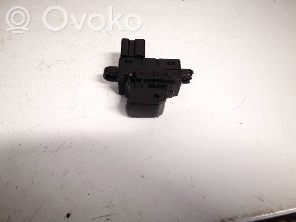 Przyciski szyb   25411BR00A,25411BR00A