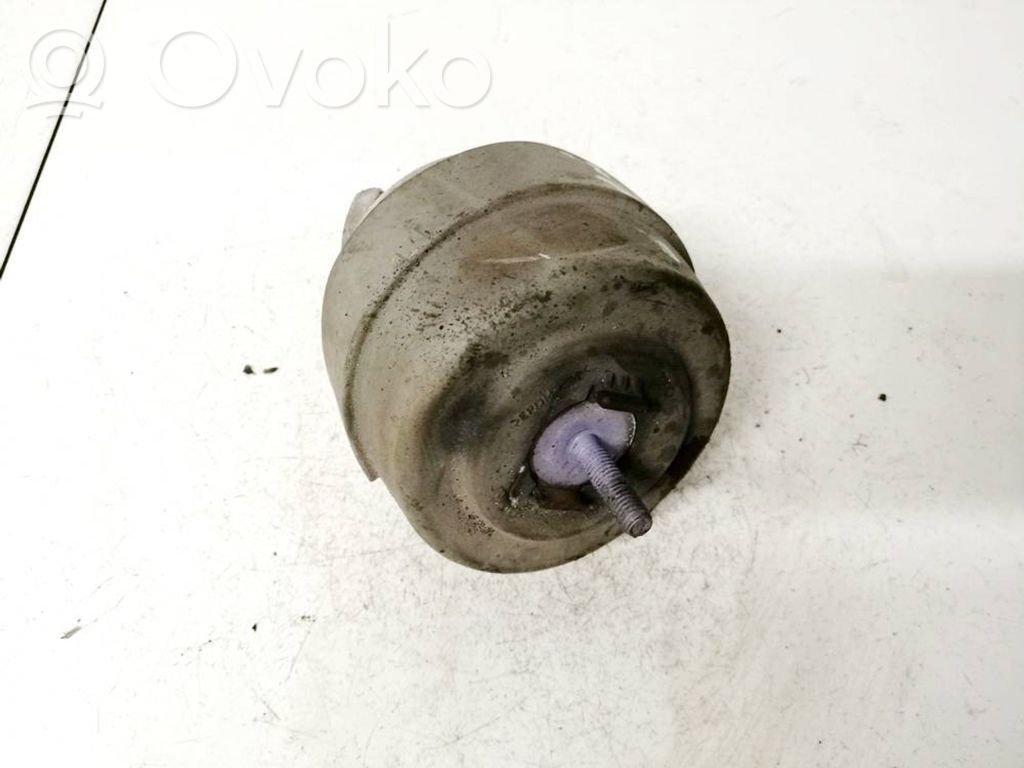 Engine mount bracket   8E0199382K,050120060731,050120060731,8E0199382K