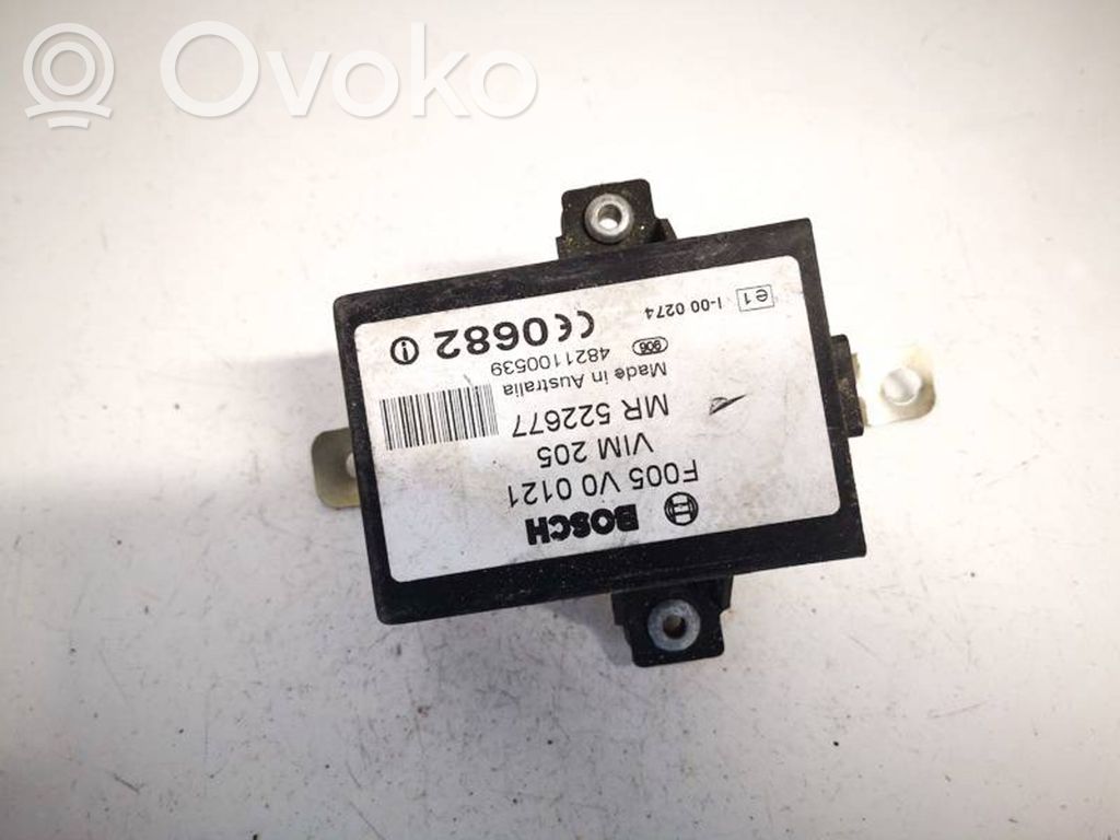 Immobilizer control unit/module   MR522677,F005V00121,F005V00121,MR522677