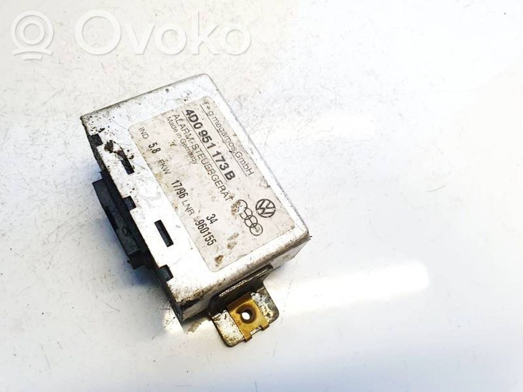 Audi A4 S4 B5 8D Steuergerät Alarmanlage 