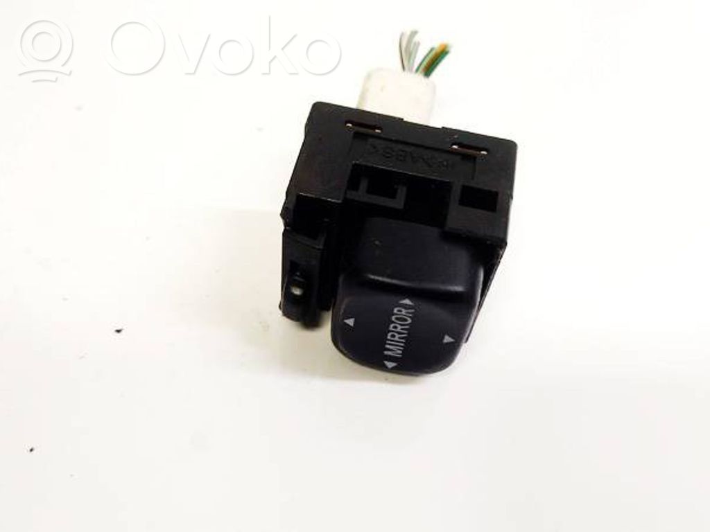 Toyota Yaris Wing mirror switch 