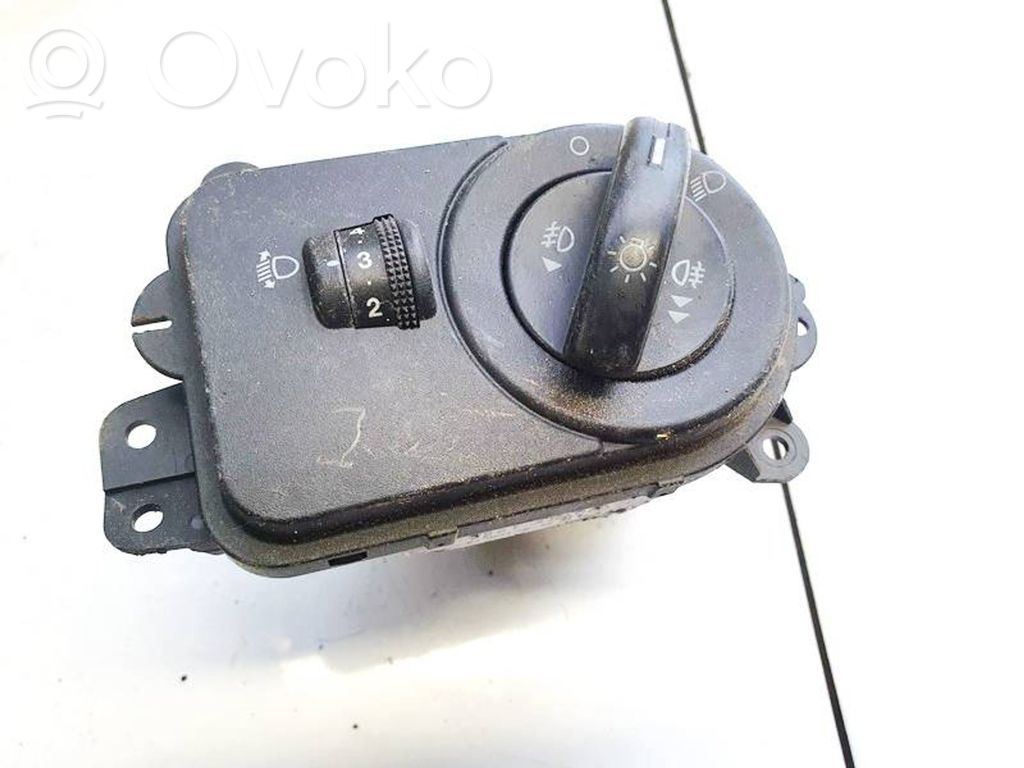 Ford Fusion Light switch 
