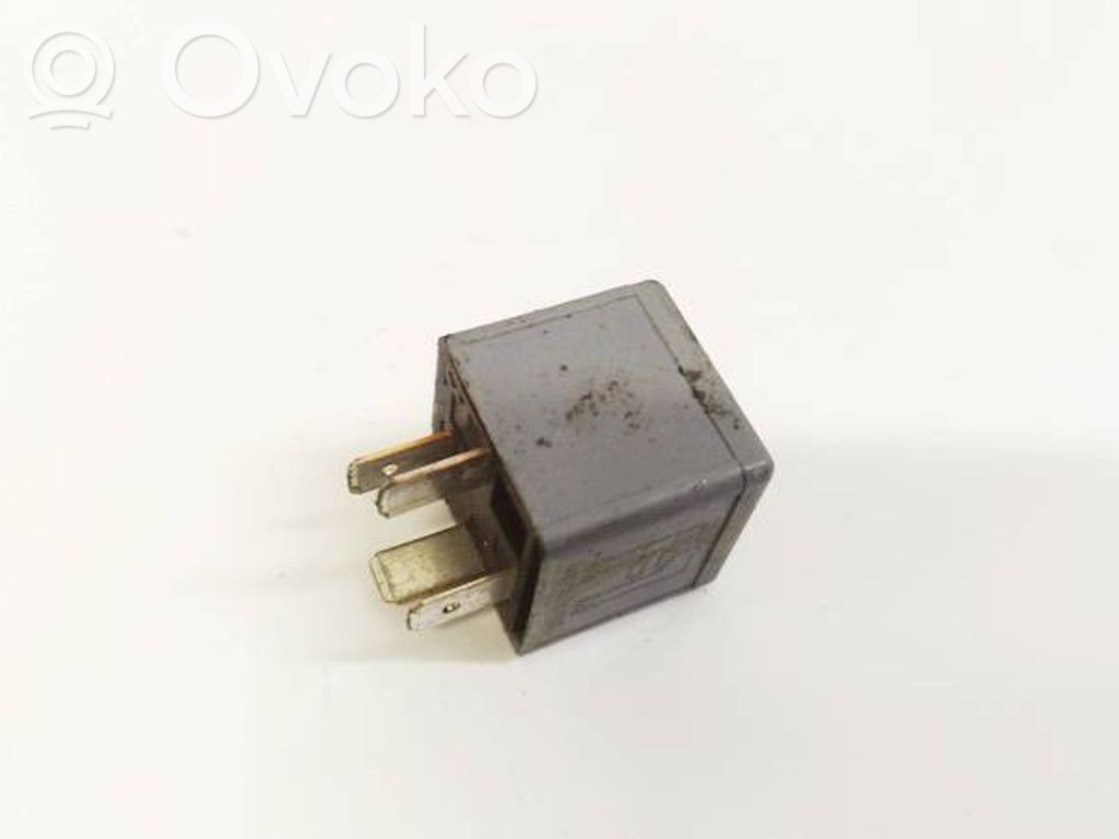 Sonstige Relais   8D0951253A,V23134B52X301,8D0951253A,V23134B52X301