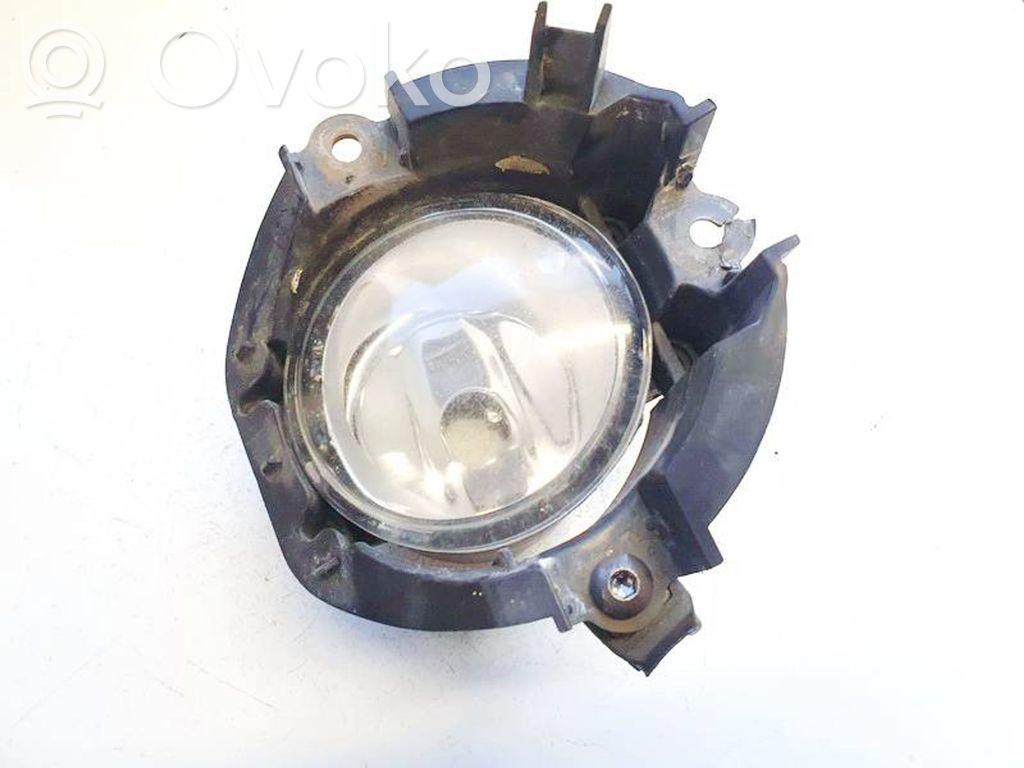 Etusumuvalo   89210657,812200D040,812200D040,89210657