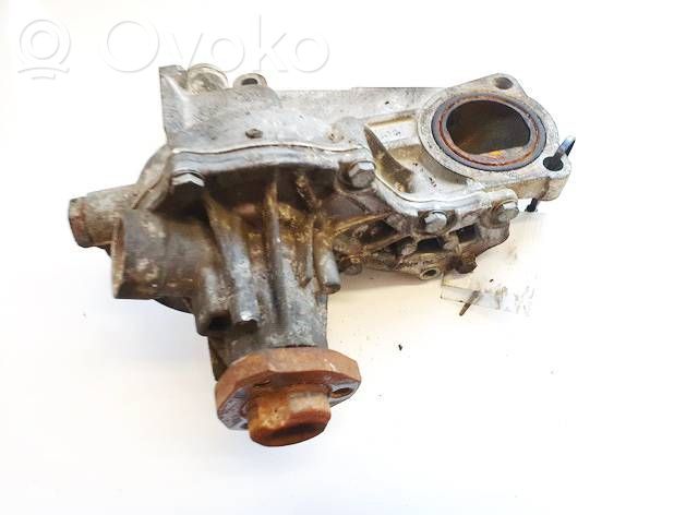 Audi A4 S4 B5 8D Vesipumppu 