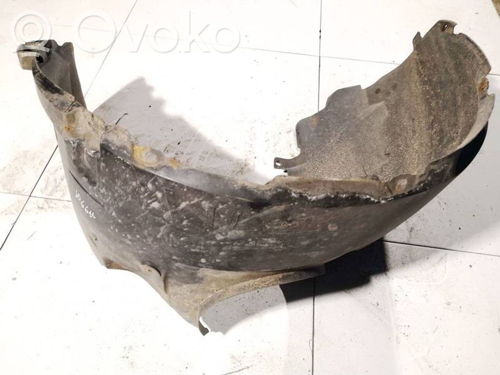 Ford Mondeo Mk III Nadkole przednie 