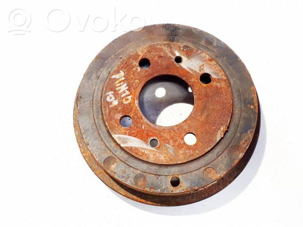 Fiat Punto (188) Tamburo del freno (posteriore)