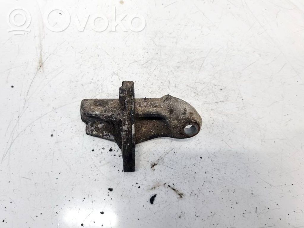 Audi A6 S6 C5 4B Engine mounting bracket 