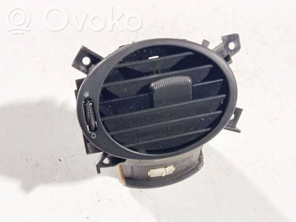 Grille d'aération centrale   JBD100920,JBD100920