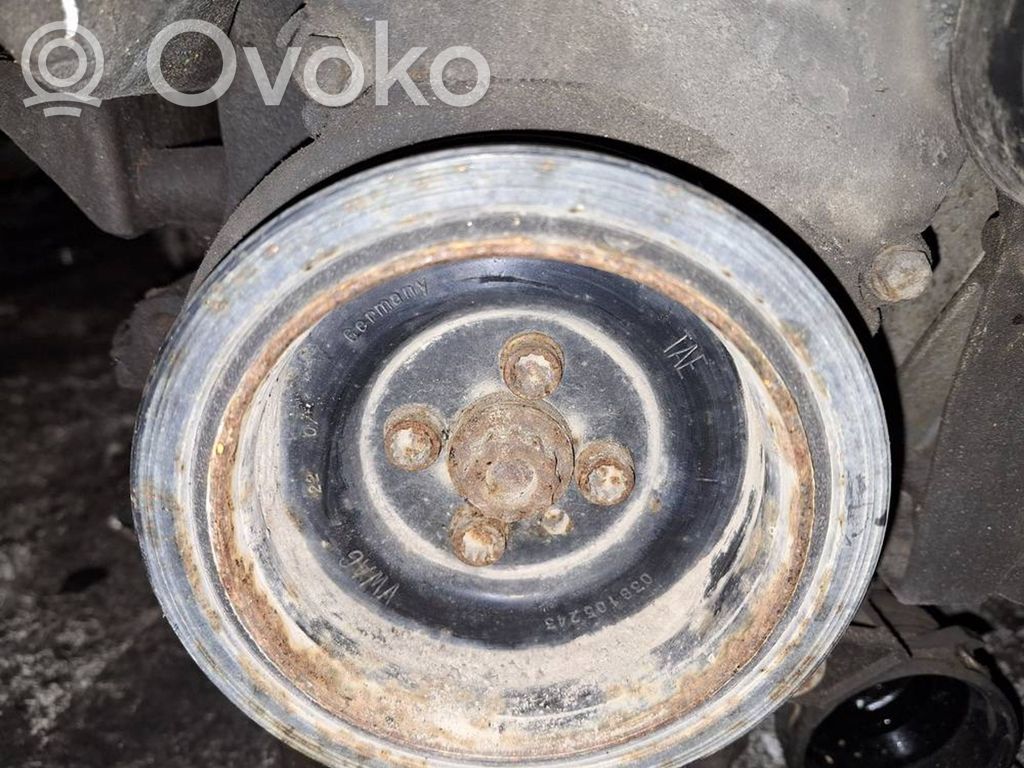 Volkswagen PASSAT B6 Puleggia dell’albero motore