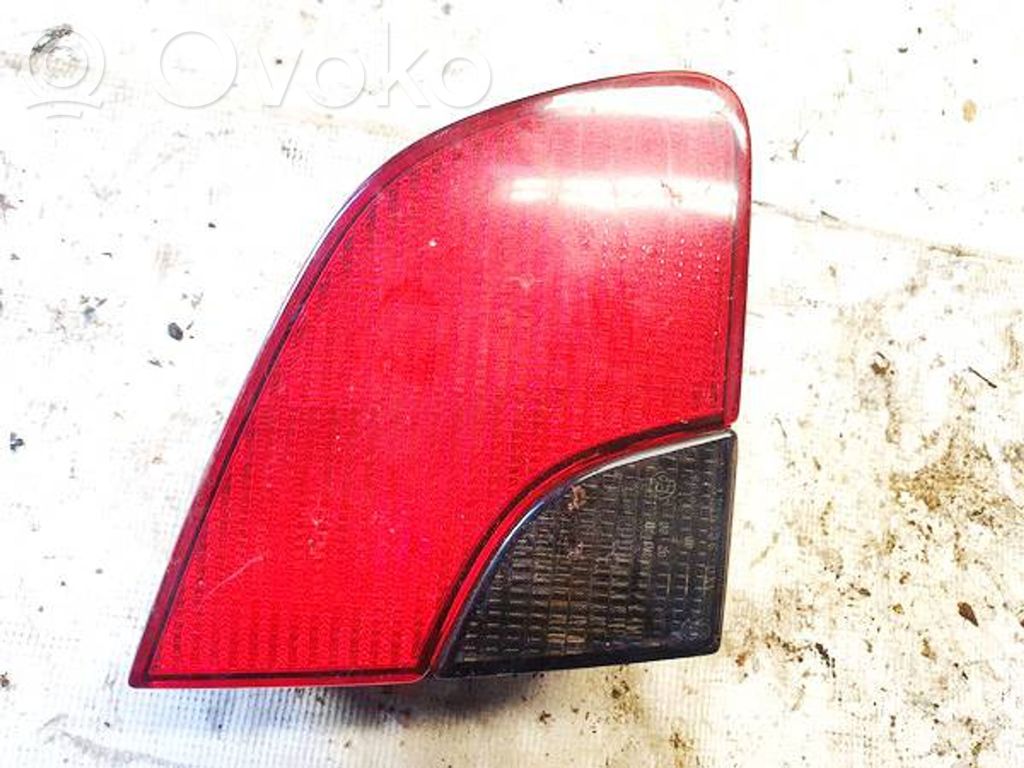 Peugeot 406 Rückleuchte Heckleuchte innen