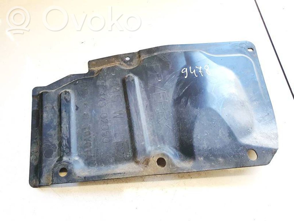 Toyota Avensis T270 Protecție inferioară motor 